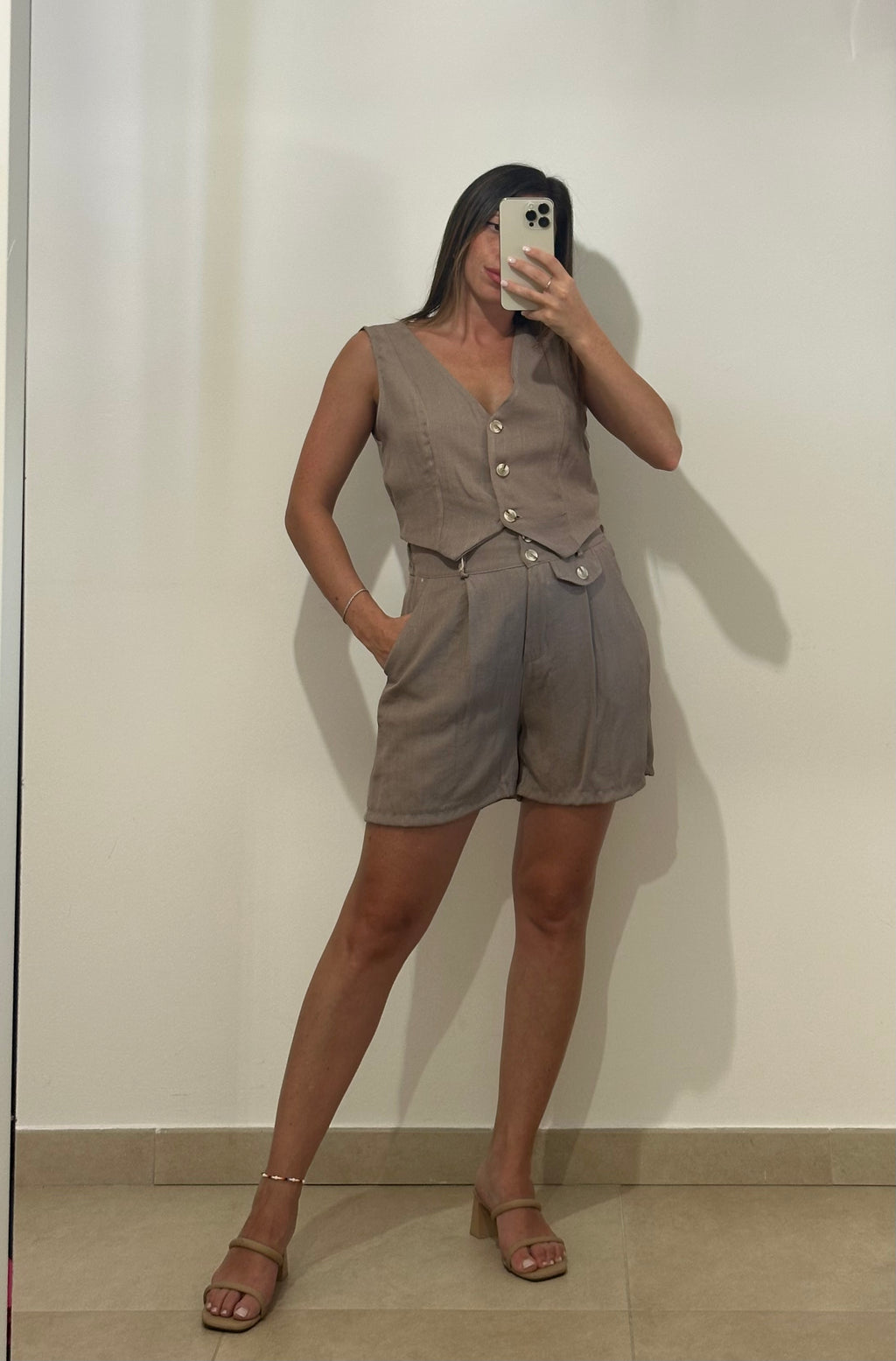 Completo Gilet e Shorts MARRONE