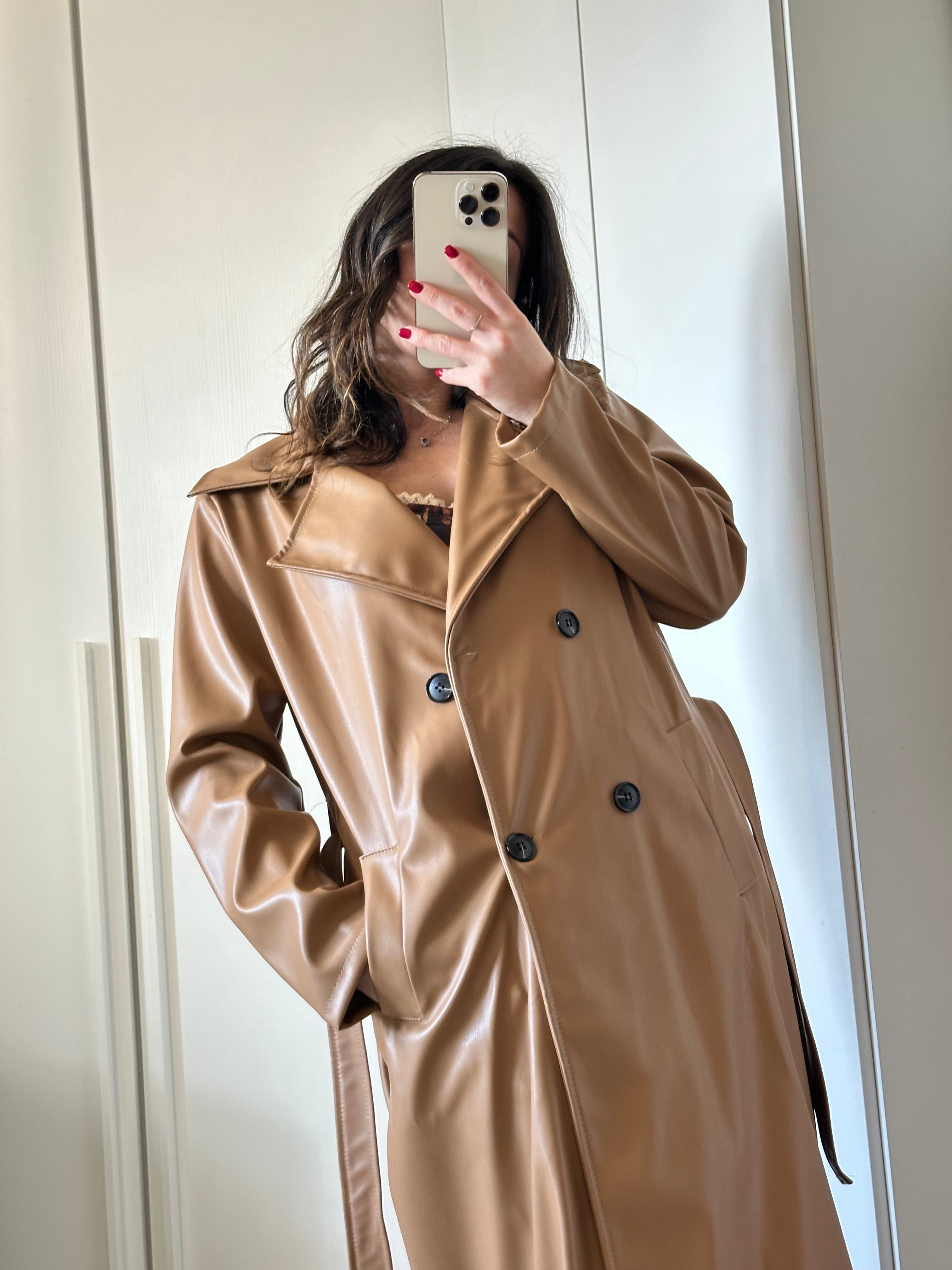 Trench Lungo in Ecopelle Cammello con Cintura