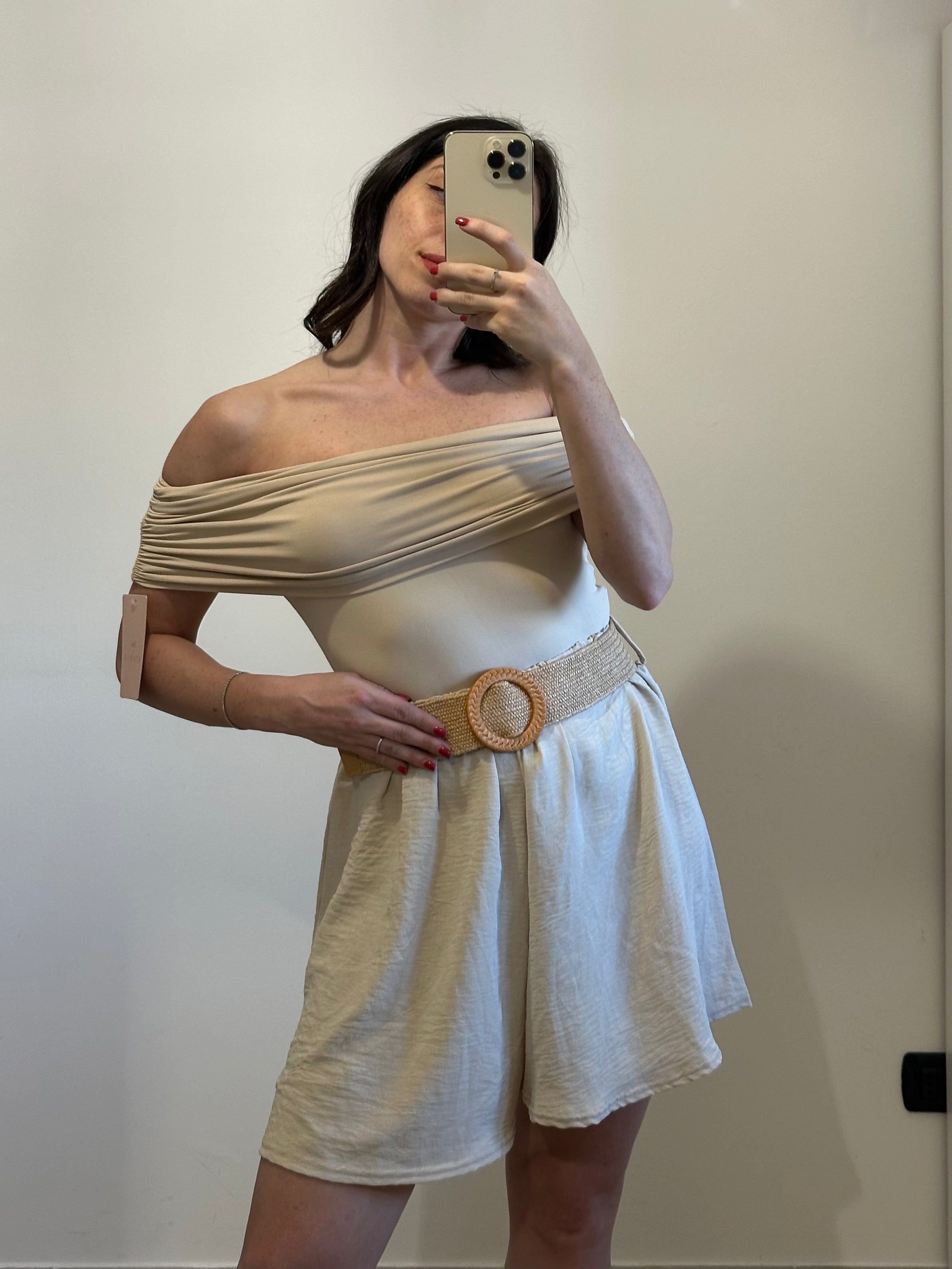 Pantaloncini con Cintura in Raffia