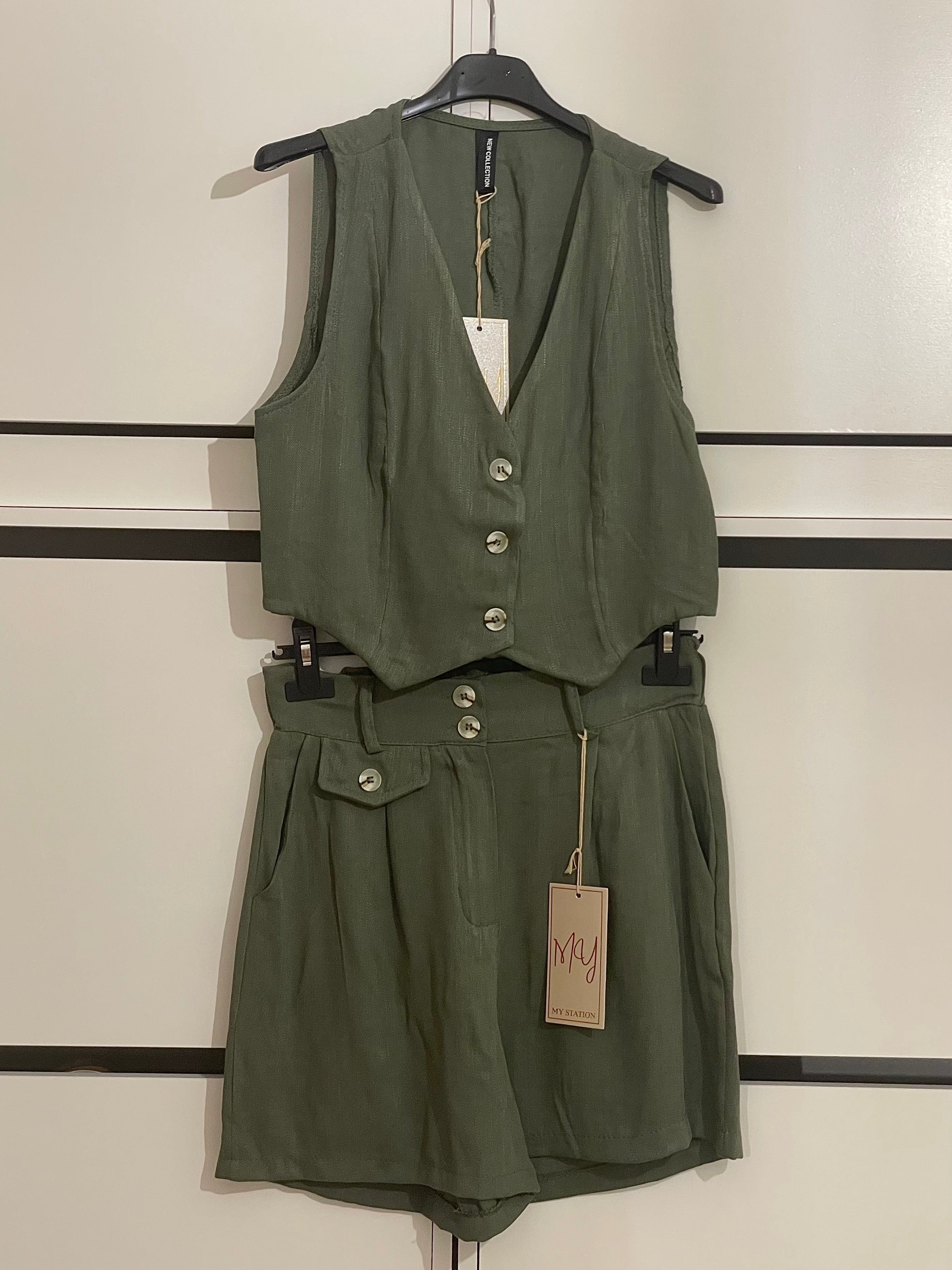 Completo Gilet e Shorts MARRONE